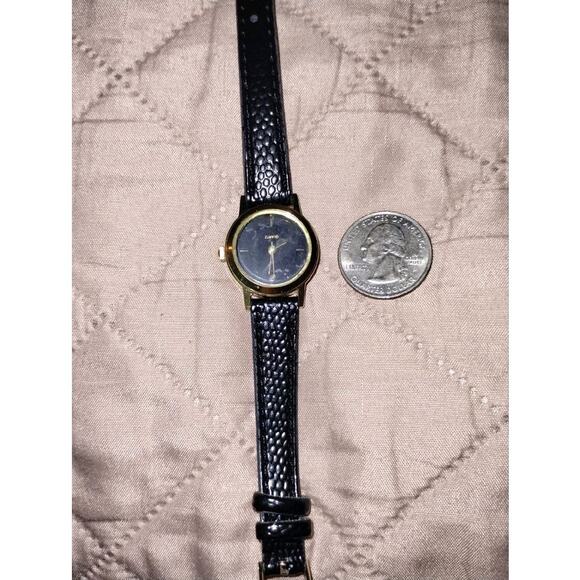 Vintage Women's SKC Black Leather Embossed Croc Print Watch - Picture 9 of 9